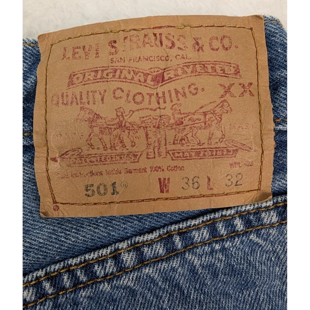 VTG Levi's 501 Jeans Men's 36x32(34x31) Blue Light Wash Button-Fly Denim Y2K